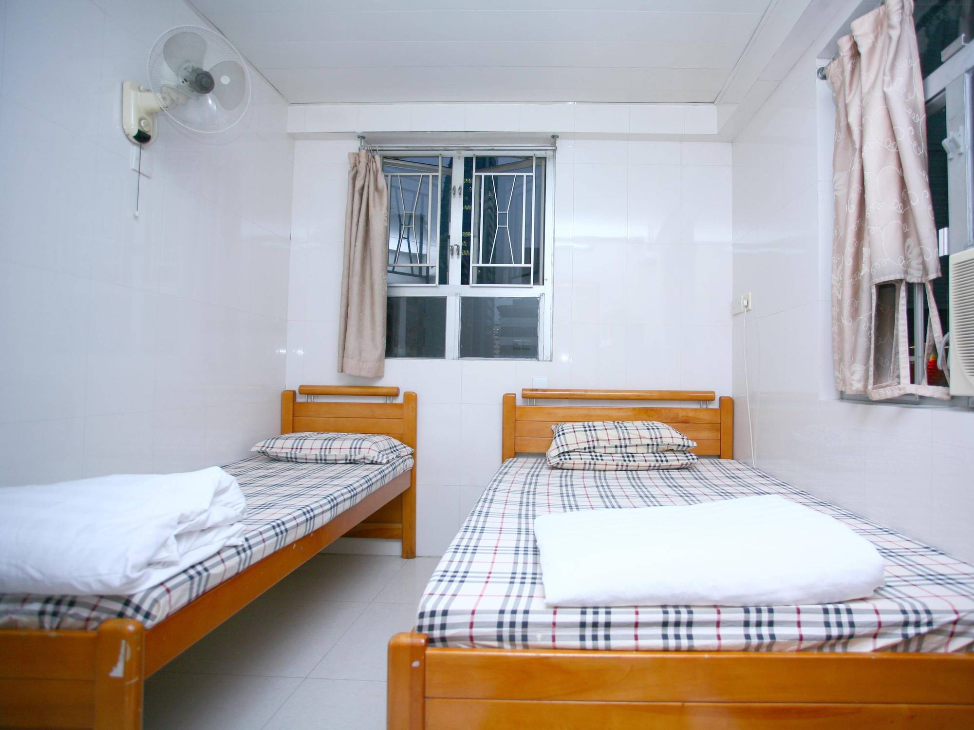 Pay-Less Guesthouse Hong Kong Exterior photo