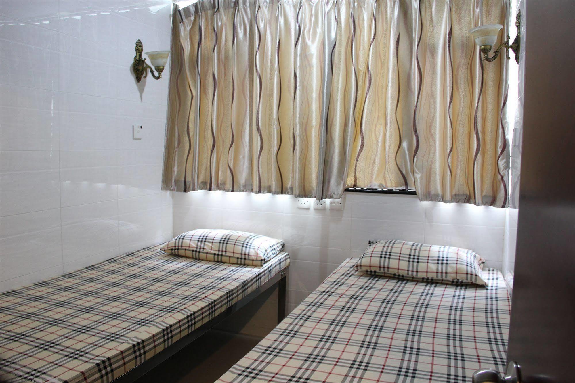 Pay-Less Guesthouse Hong Kong Exterior photo